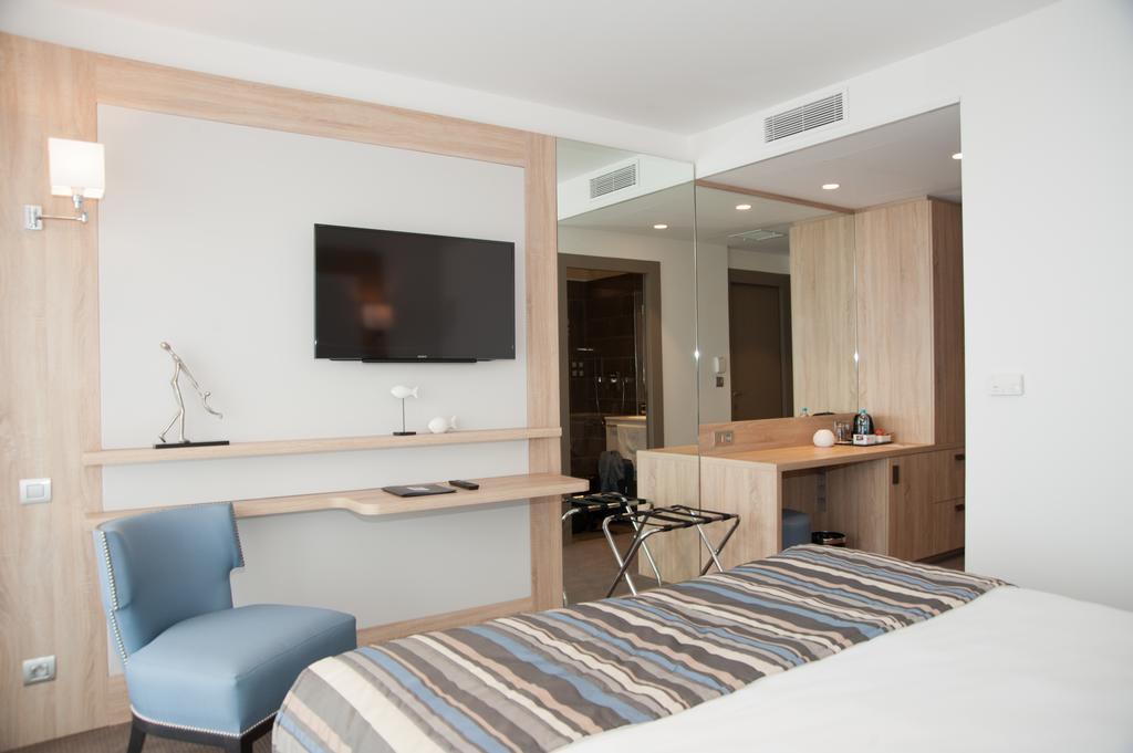 Davia Hotel LʼÎle-Rousse Εξωτερικό φωτογραφία