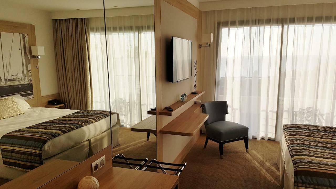 Davia Hotel LʼÎle-Rousse Εξωτερικό φωτογραφία